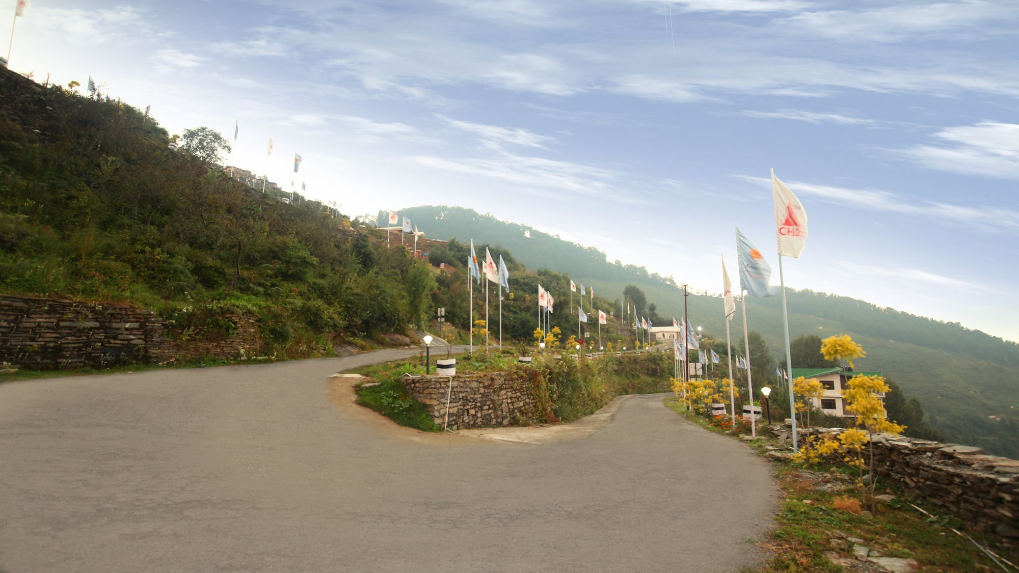 The Swiss Village Resort Naini Tāl Exterior foto