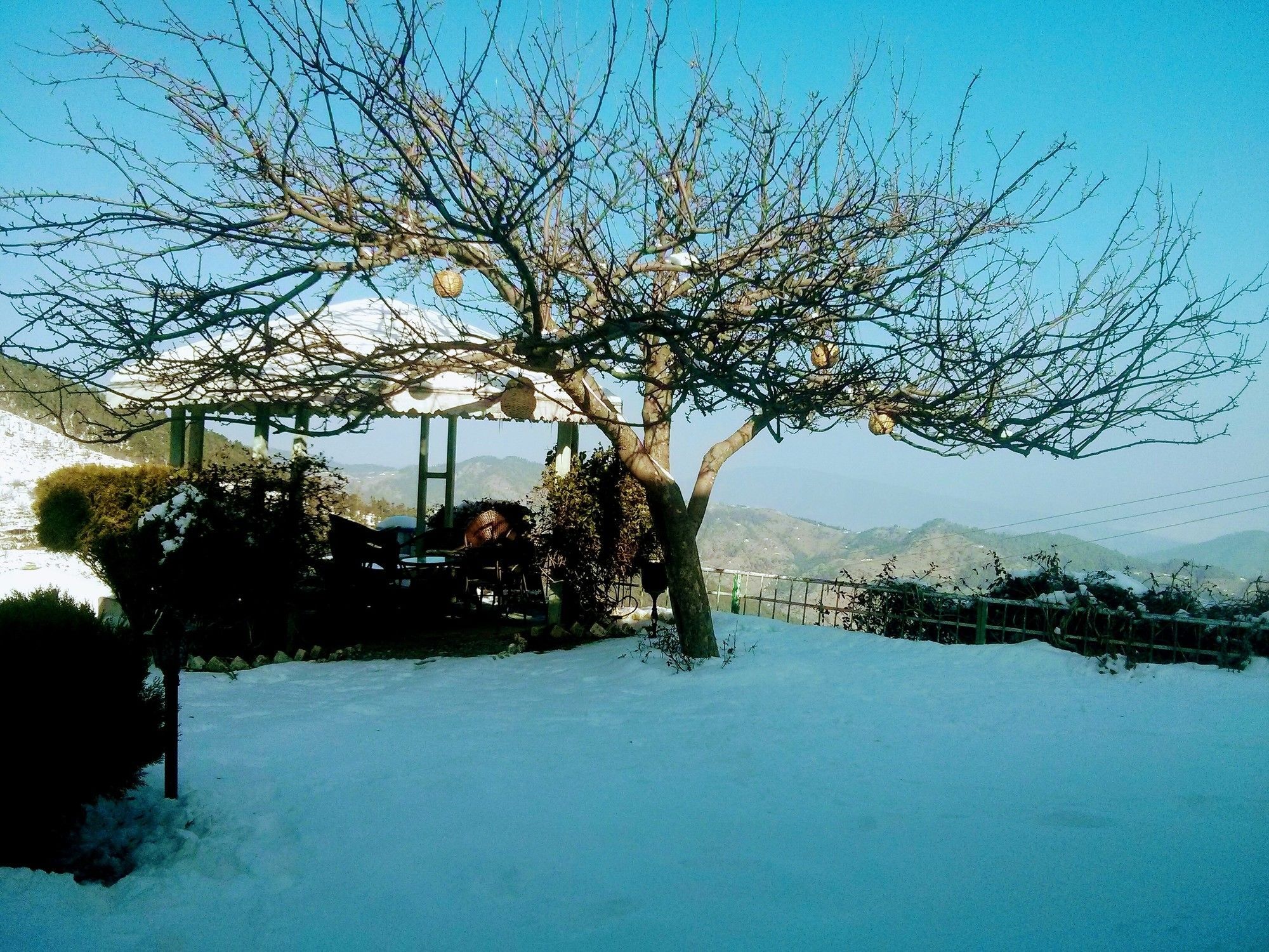 The Swiss Village Resort Naini Tāl Exterior foto